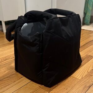 Pups & Bubs Destination Pet Carrier Tote (Black)